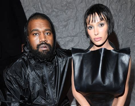 Kanye Wests Wife Bianca Censori Appears in NSFW。